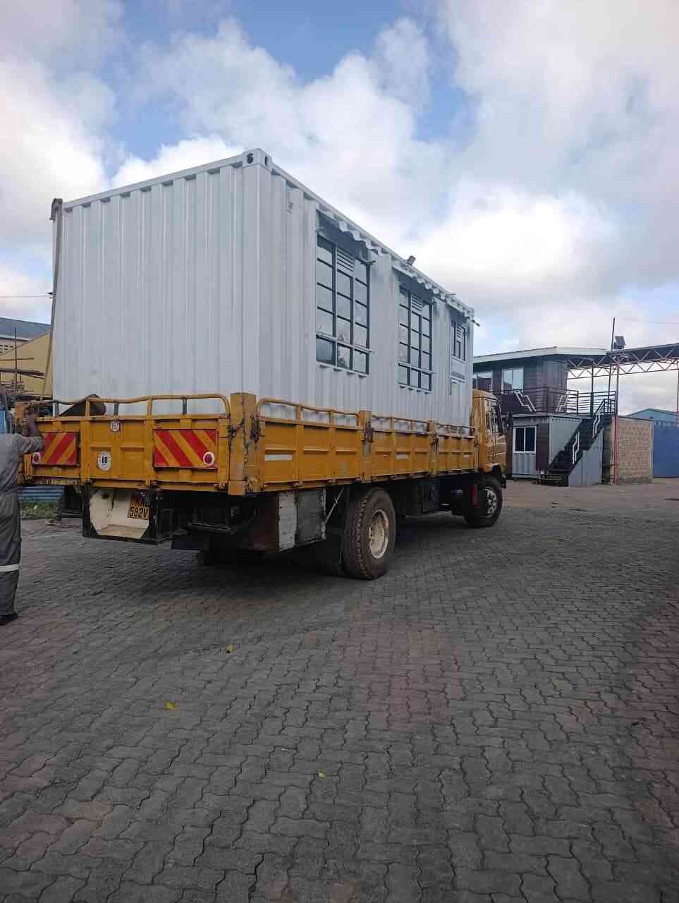 20ft bedsitter