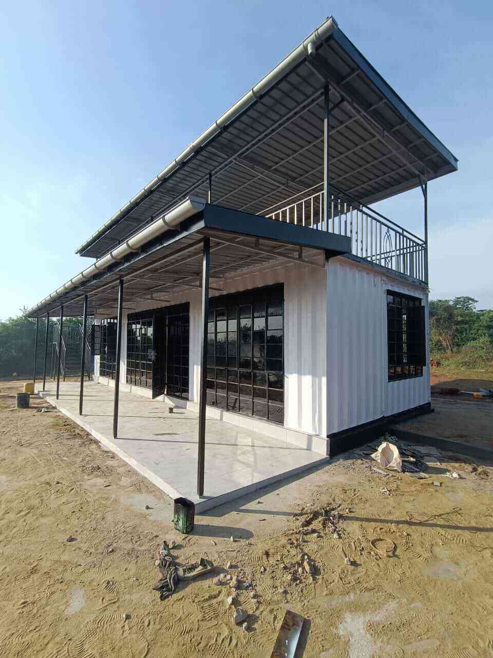 Fabricared Container House